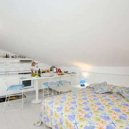 Mamma Rosanna 2 - Flat In With Terrace *