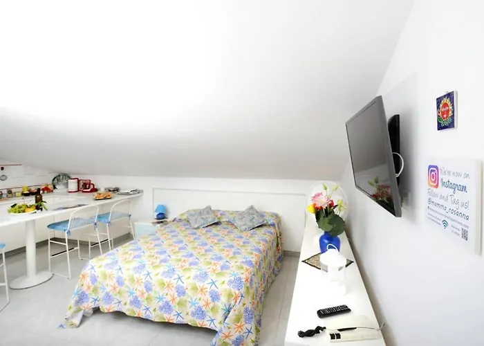 Mamma Rosanna 2 - Flat In With Terrace Nyaraló